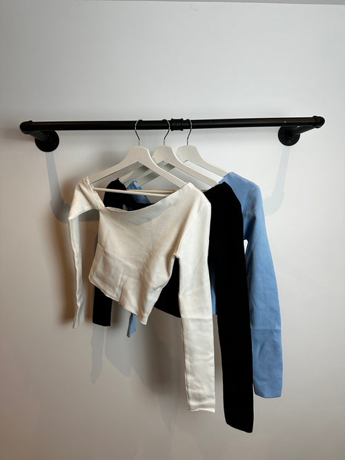 Yasmina top white